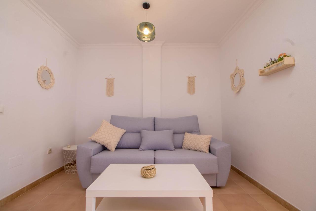 Imperial Puerto 2 3E By Ivi Real Estate Apartment ตอร์เรโมลิโนส ภายนอก รูปภาพ